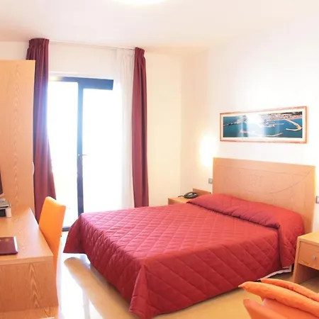 Hotel Yria-3